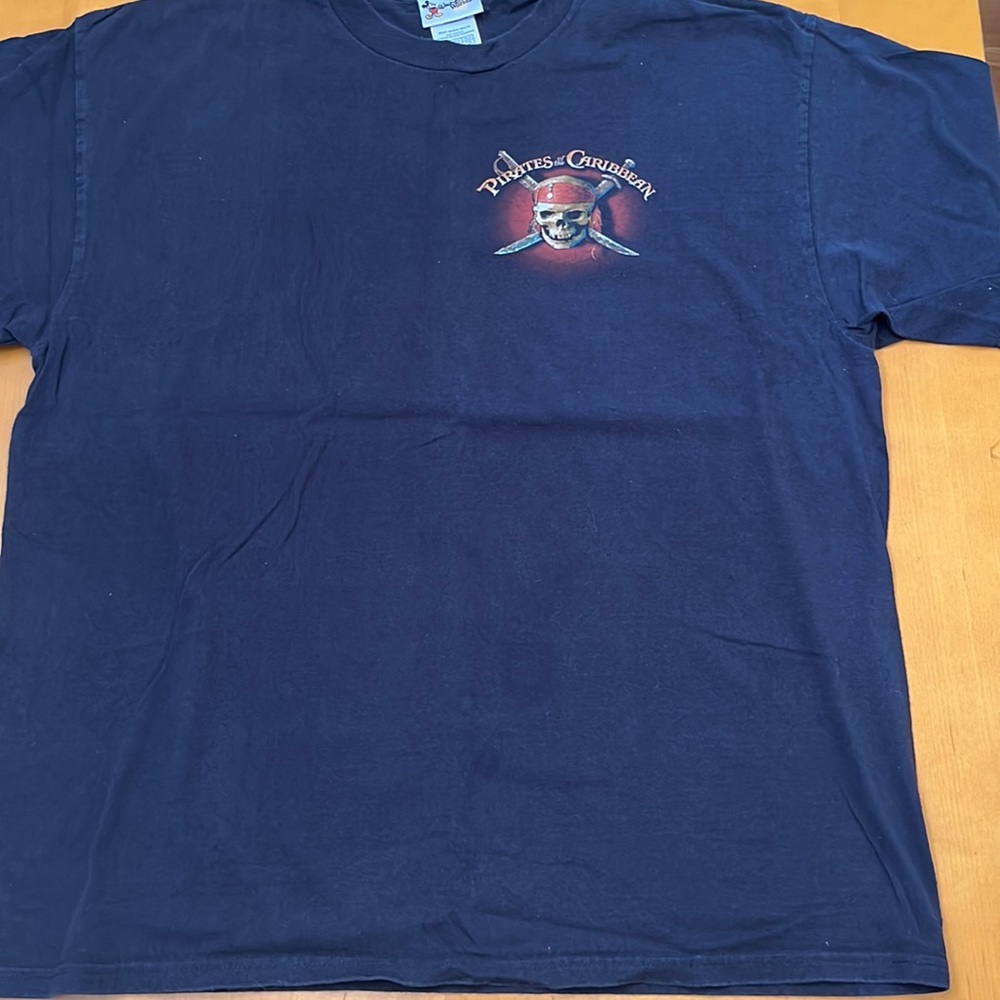 Disney world pirates of the Caribbean tshirt
